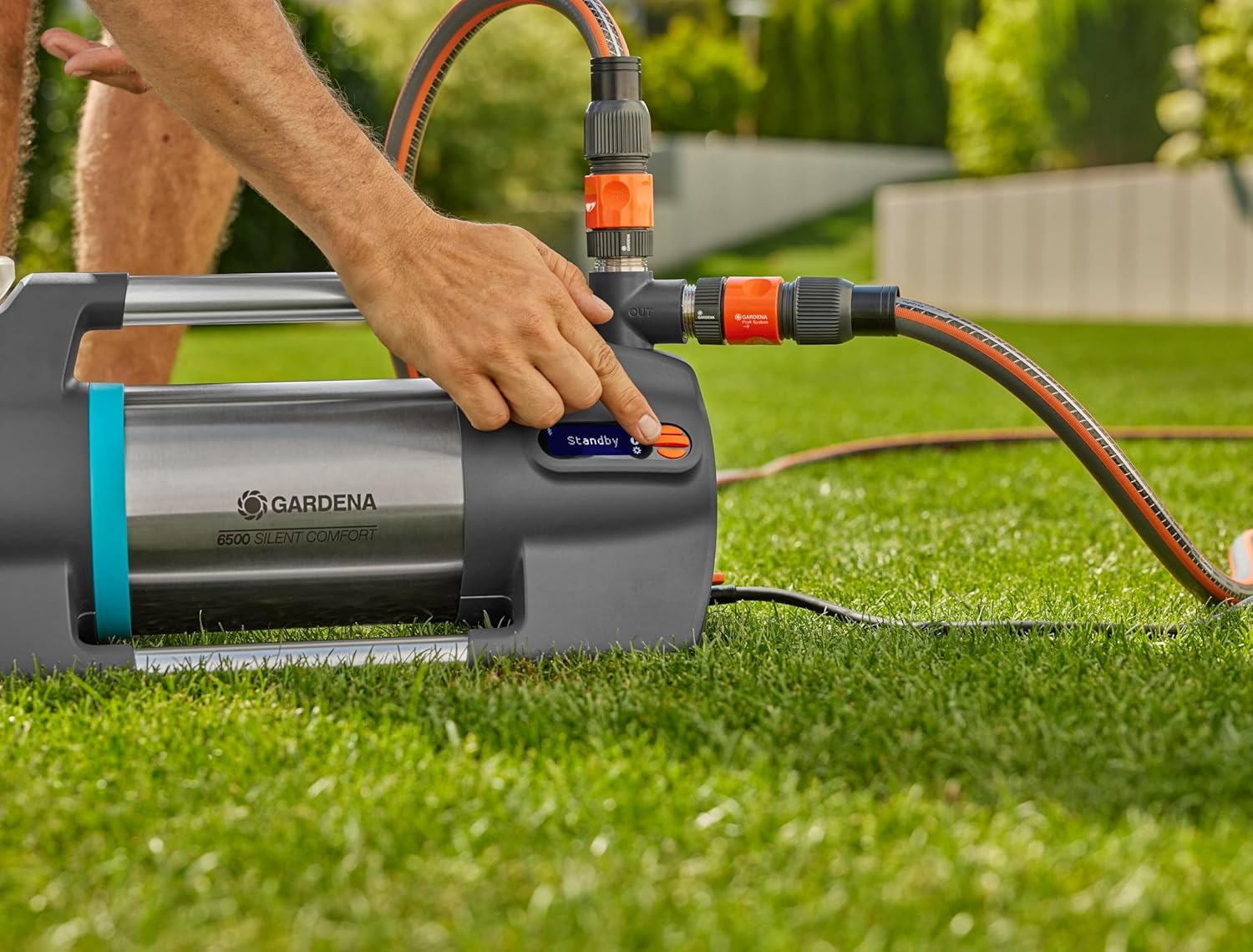 Gardena Gartenpumpe 6500 SilentComfort: Extra leise Bewässerungspumpe via App steuerbar, Fördermenge 6500 l/h, Trockenlaufsicherung, rostfreier Edelstahl, stromsparend und wasserfest (9059-20)