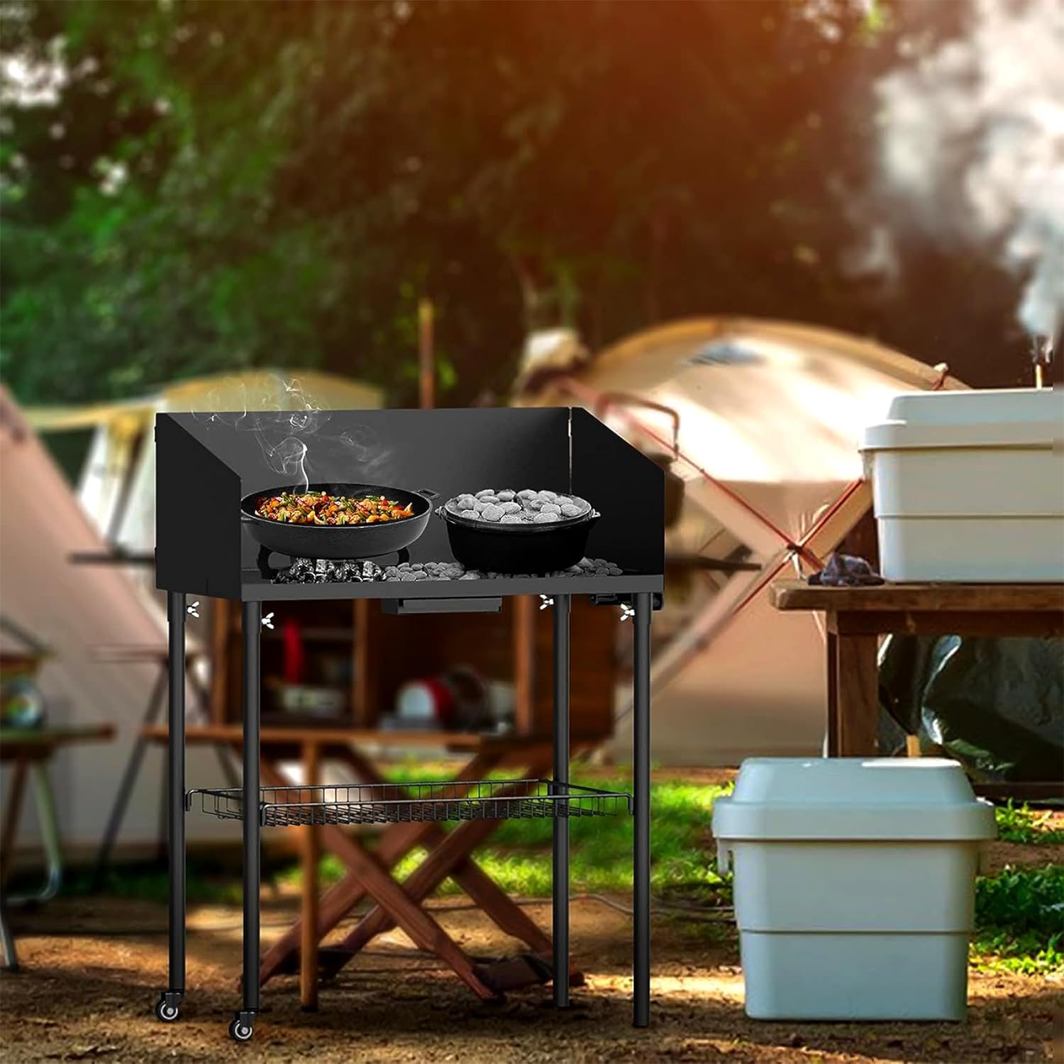 2025 Kochtisch für Outdoor-Camping für Dutch Oven und Lebensmittelzubereitung, zusammenklappbarer Grilltisch, Camping-Küchenstation mit seitlichem Windschutz und Aufbewahrungskorb für Grillen im Garten, Picknick, Wohnmobil